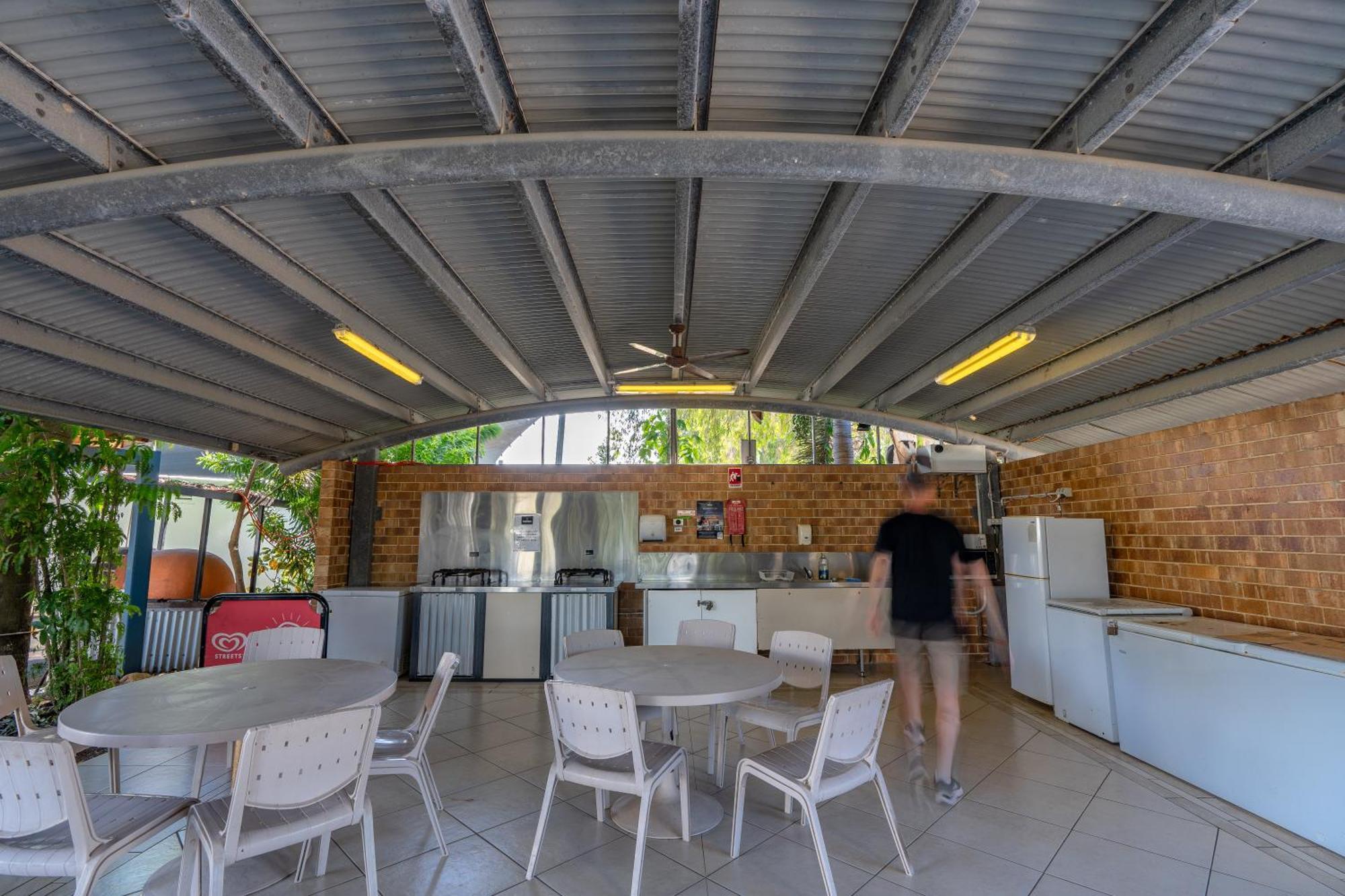 Tasman Holiday Parks - Rollingstone Kültér fotó